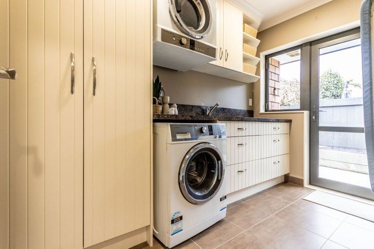 Photo of property in 51 Marne Street, Hokowhitu, Palmerston North, 4410