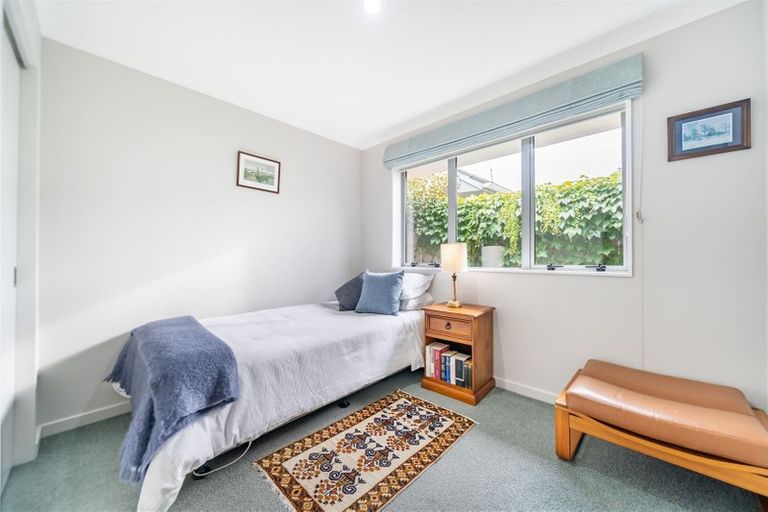 Photo of property in 2/32 Marion Street, Silverstream, Upper Hutt, 5019