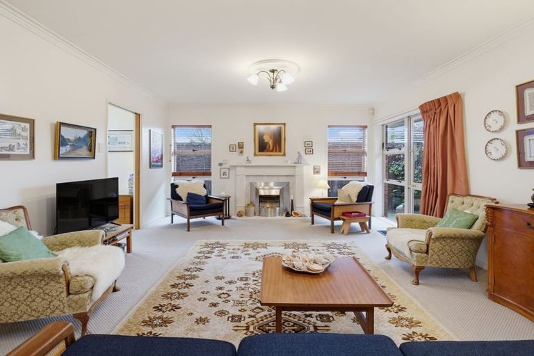 Photo of property in 219 Victoria Avenue, Hokowhitu, Palmerston North, 4410
