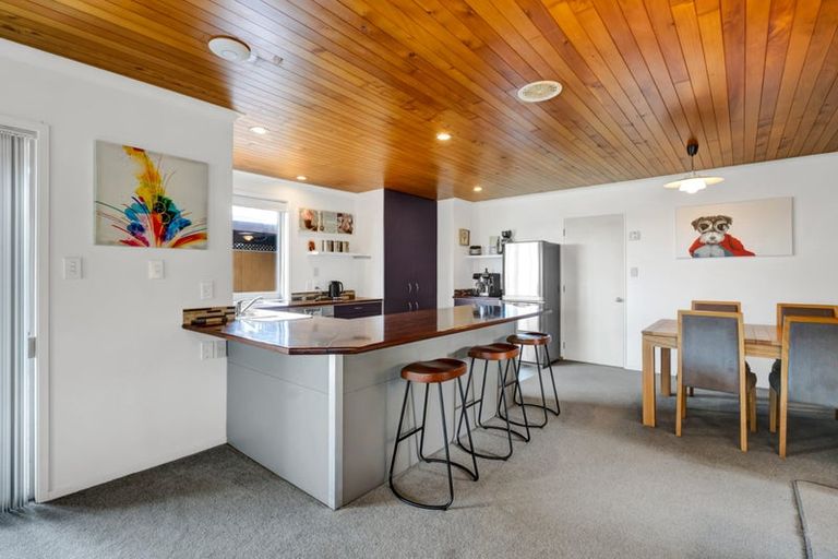 Photo of property in 8 Ellesmere Avenue, Bell Block, New Plymouth, 4312