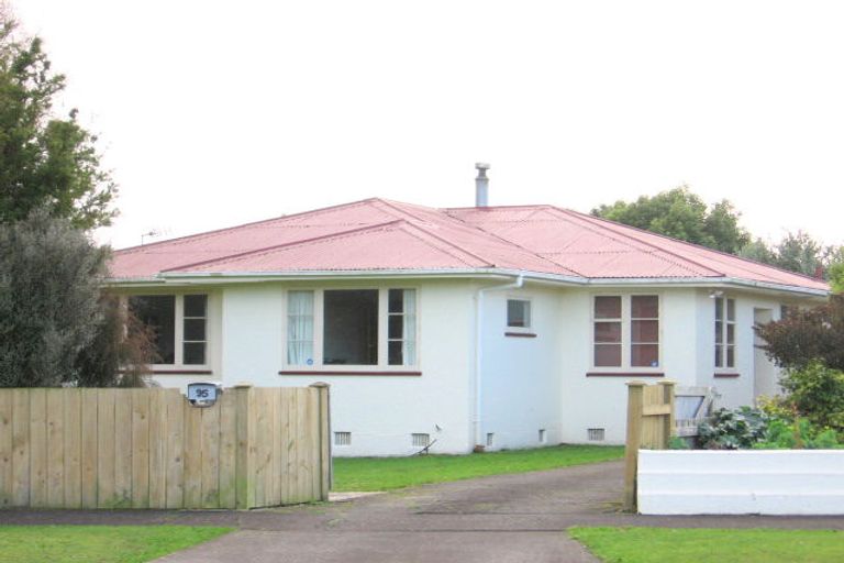 Photo of property in 95 Fitzroy Street, Terrace End, Palmerston North, 4410