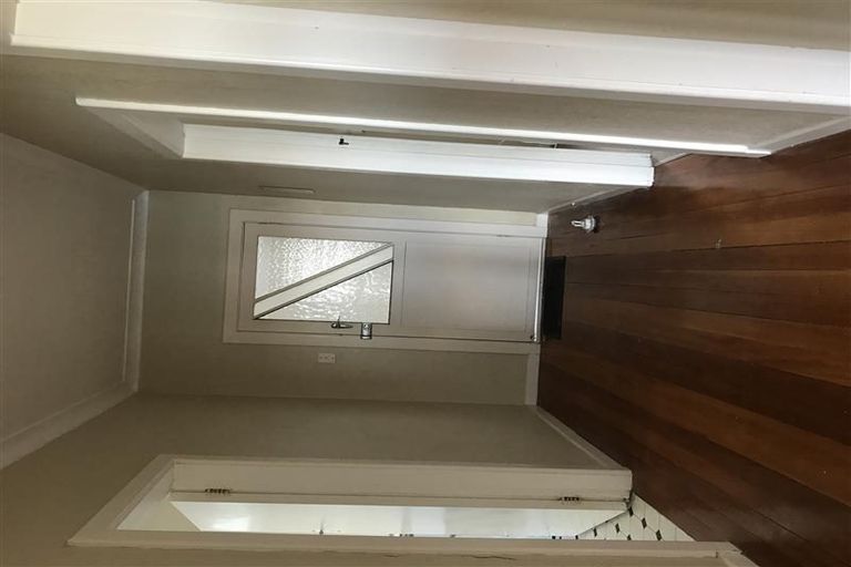 Photo of property in 110 Grafton Road, Roseneath, Wellington, 6011