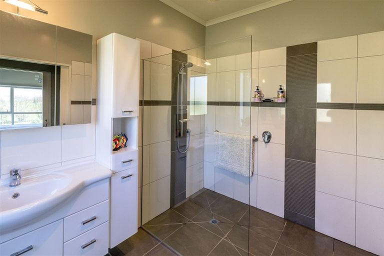 Photo of property in 450 Waitarere Beach Road, Waitarere, Levin, 5574