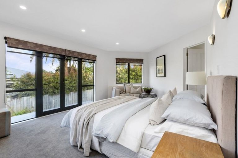 Photo of property in 1/8 Aotearoa Terrace, Murrays Bay, Auckland, 0630