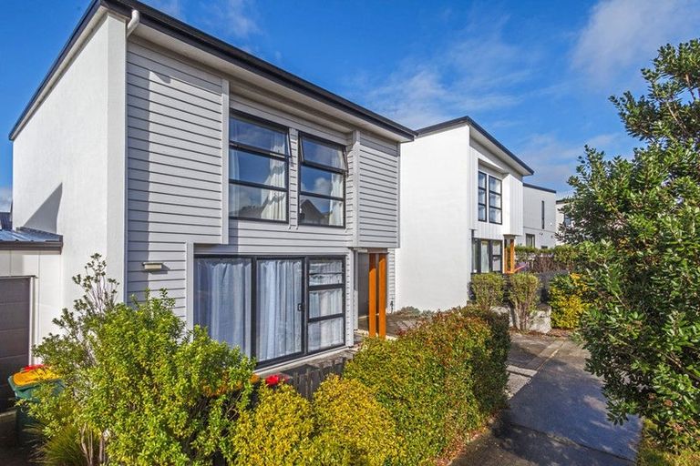 Photo of property in 10 Tihema Lane, Westgate, Auckland, 0614