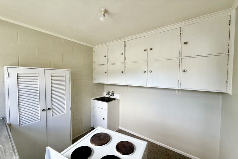 Photo of property in Oberon Flats, 48a Merton Street, Trentham, Upper Hutt, 5018