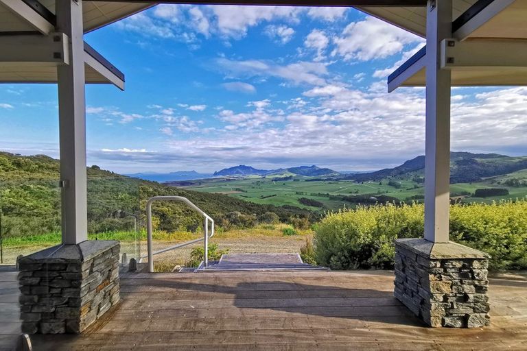 Photo of property in 114 Rarangi Heights, Parua Bay, 0192