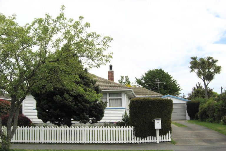 Photo of property in 35 Heath Street, Burnside, Christchurch, 8053