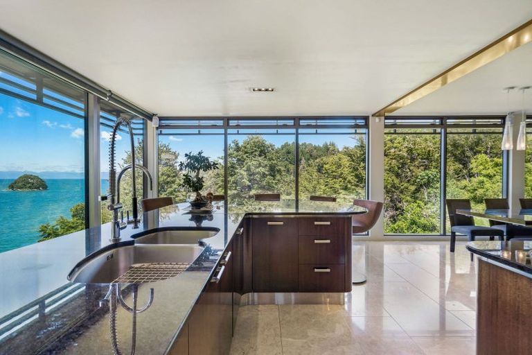 Photo of property in 44 Venture Cove Way, Kaiteriteri, Motueka, 7197