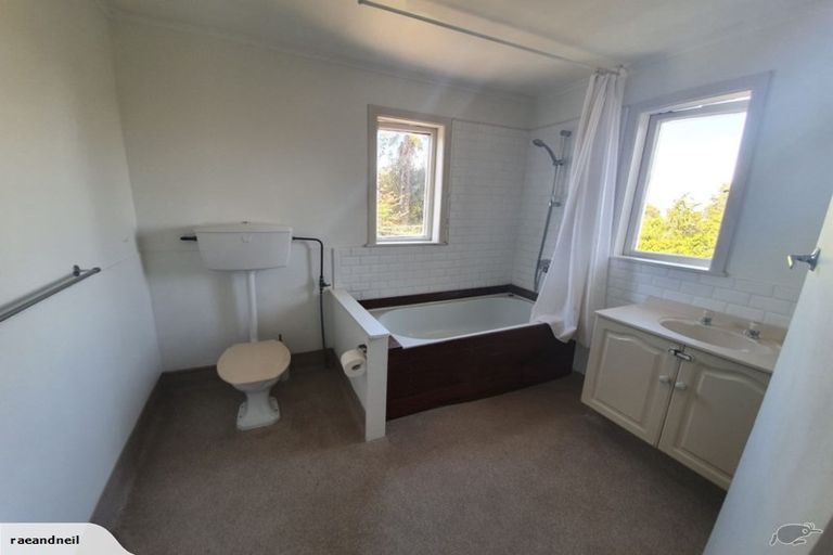 Photo of property in 1/148 Manuka Road, Bayview, Auckland, 0629