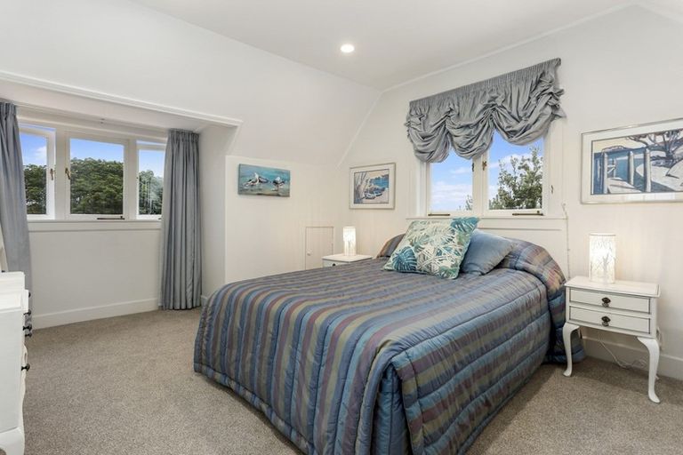 Photo of property in 4 Palmer Crescent, Mission Bay, Auckland, 1071