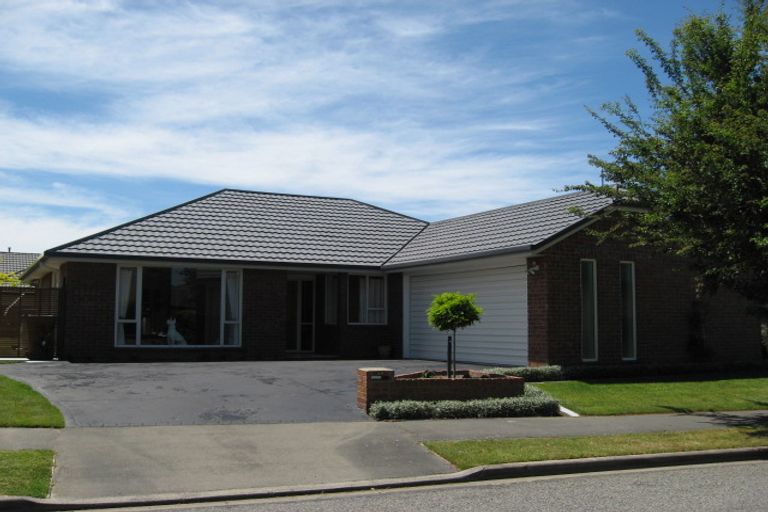 Photo of property in 19 Berkshire Drive, Avonhead, Christchurch, 8042
