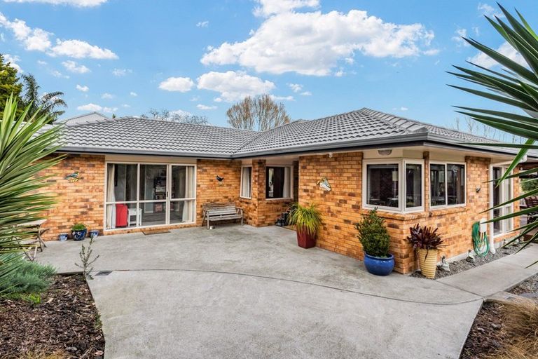 Photo of property in 73 Marsden Point Road, Ruakaka, 0116