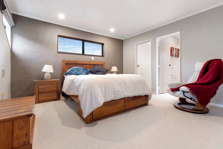 Photo of property in 43 Ranui Street, Dinsdale, Hamilton, 3204