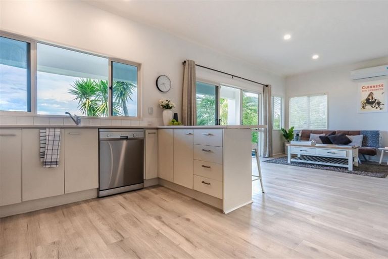 Photo of property in 1201 Whangaparaoa Road, Gulf Harbour, Whangaparaoa, 0930