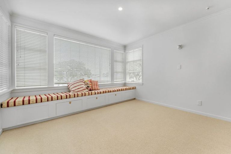 Photo of property in 29 Queens Parade, Devonport, Auckland, 0624
