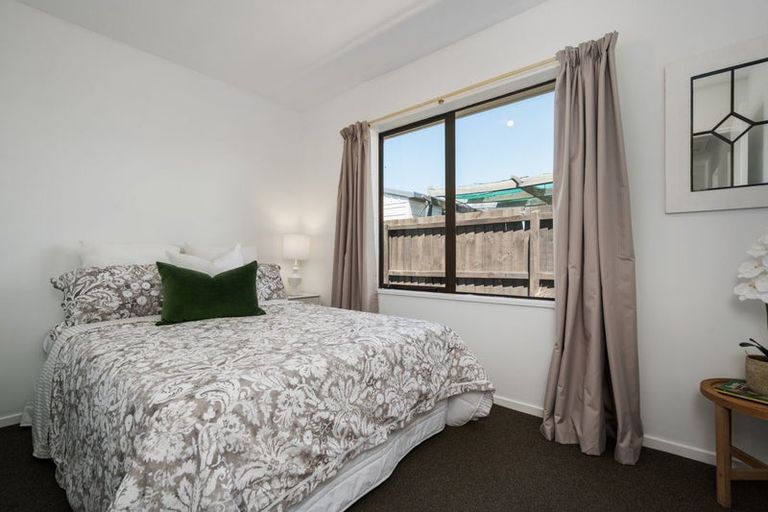 Photo of property in 1/111 Gilberthorpes Road, Hei Hei, Christchurch, 8042