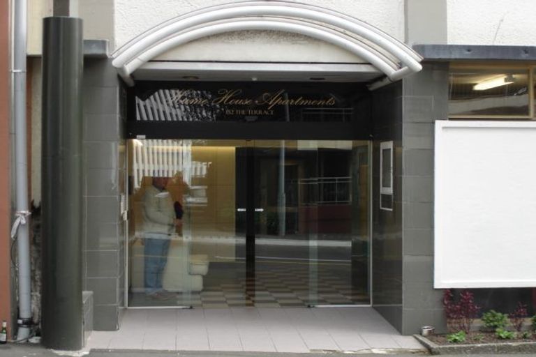 Photo of property in Hume House, 18/152 The Terrace, Wellington Central, Wellington, 6011