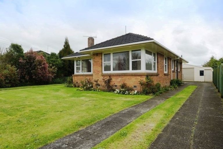 Photo of property in 11 Vardon Road, St Andrews, Hamilton, 3200
