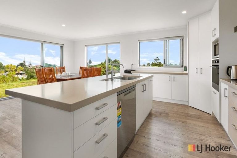 Photo of property in 93b Beach Road, Waihi Beach, 3611