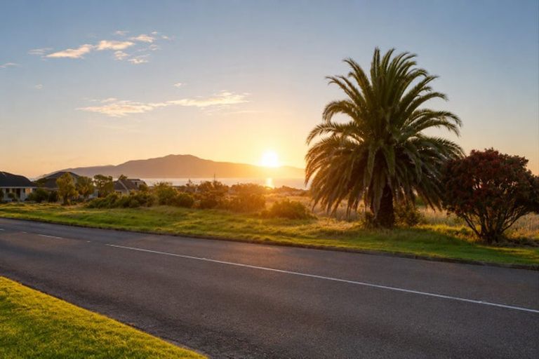 Photo of property in 304 Manly Street, Paraparaumu Beach, Paraparaumu, 5032