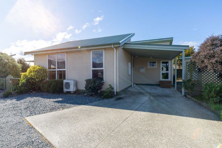 Photo of property in 23b Pop Andrew Drive, Te Anau, 9600
