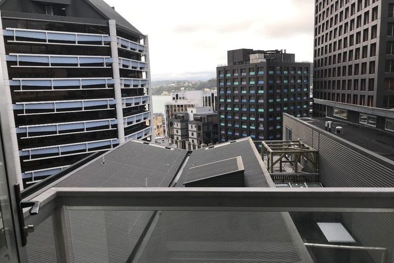 Photo of property in Terrace Heights Apartments, 7c/163 The Terrace, Wellington Central, Wellington, 6011