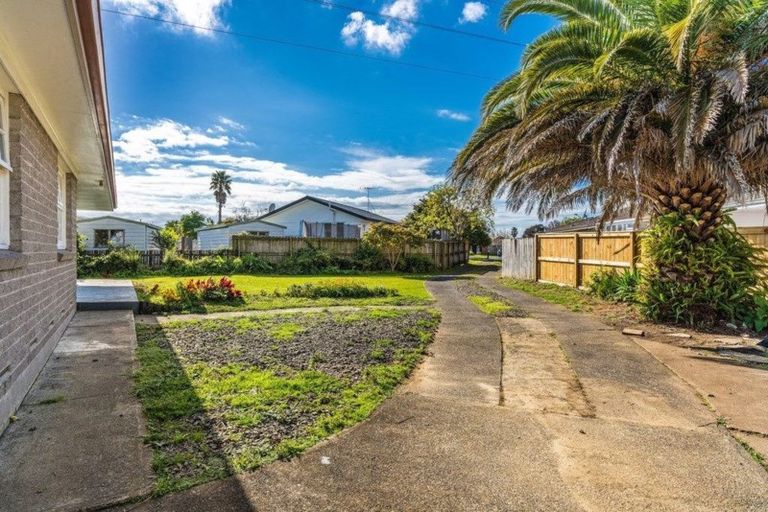 Photo of property in 50 Latham Avenue, Pakuranga, Auckland, 2010