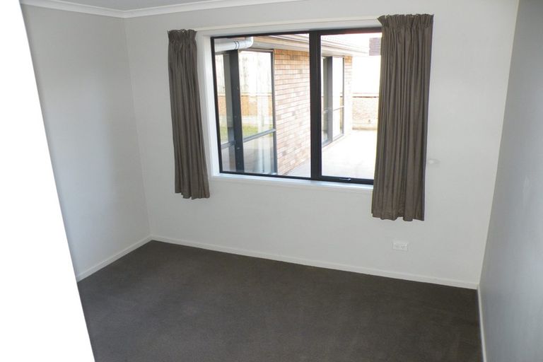 Photo of property in 12 Barwick Place, Stanmore Bay, Whangaparaoa, 0932