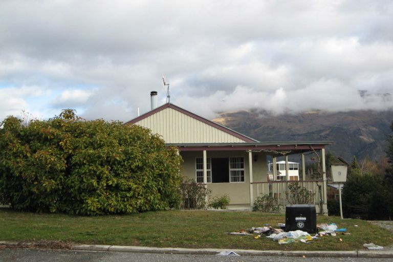Photo of property in 9 Rimu Lane, Wanaka, 9305