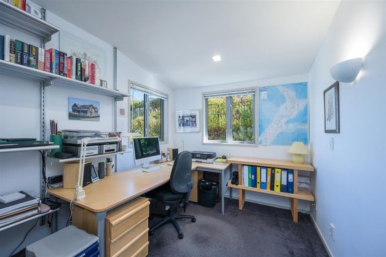 Photo of property in 12 Heemskerck Place, Britannia Heights, Nelson, 7010