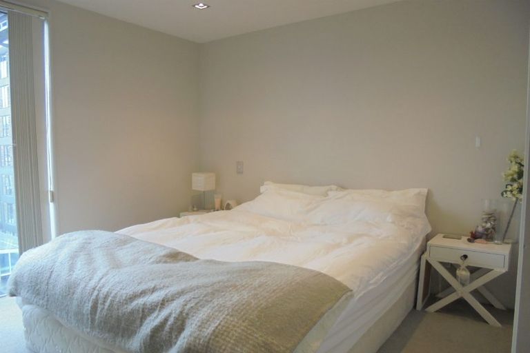 Photo of property in Piermont Apartments, 4h/82 Cable Street, Te Aro, Wellington, 6011