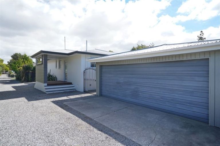 Photo of property in 4a Canberra Place, Redwood, Christchurch, 8051