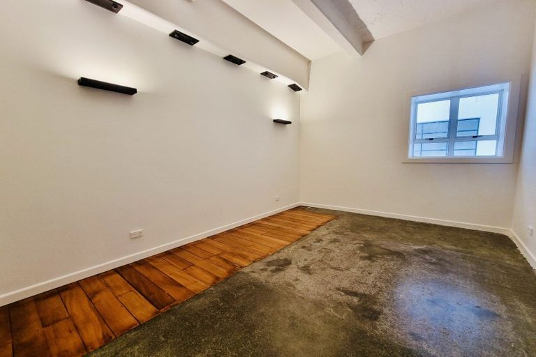 Photo of property in 1/40d Cuba Street, Te Aro, Wellington, 6011