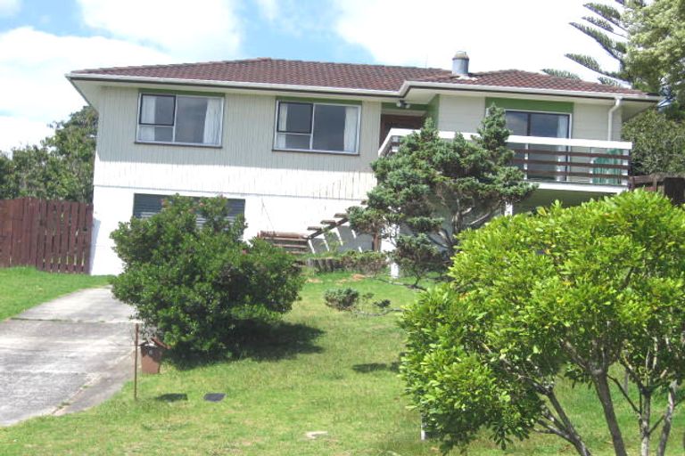Photo of property in 5 Spinella Drive, Bayview, Auckland, 0629