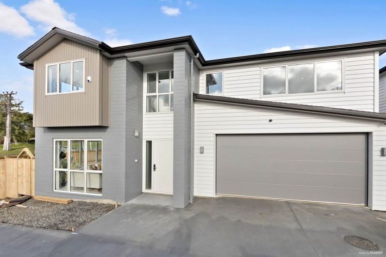 Photo of property in 297 Swanson Road, Ranui, Auckland, 0612