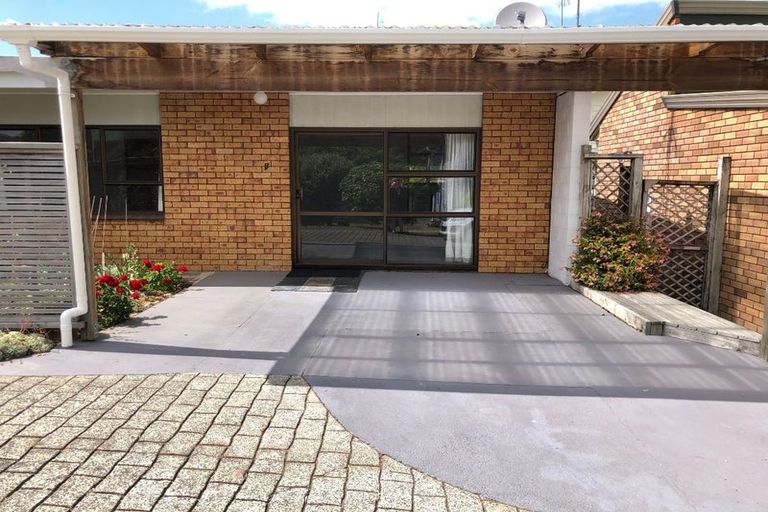 Photo of property in 1-4/7a Kent Road, Regent, Whangarei, 0112