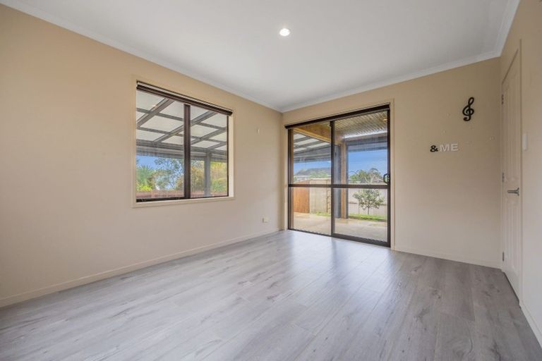 Photo of property in 20 Toroa Street, Torbay, Auckland, 0630
