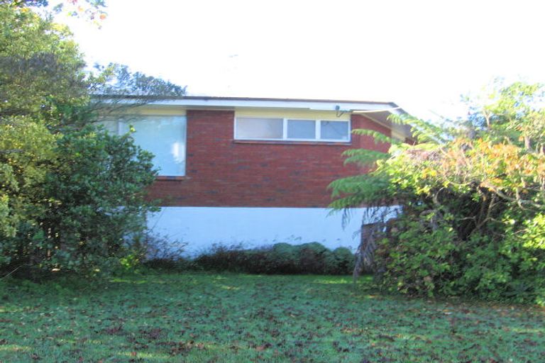 Photo of property in 45 Tiroroa Avenue, Te Atatu South, Auckland, 0610