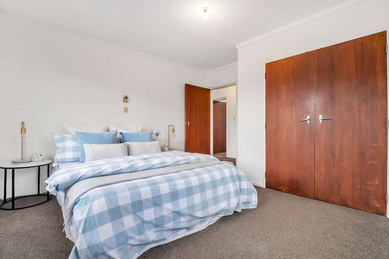 Photo of property in 2/32 Domain Street, Waiuku, 2123