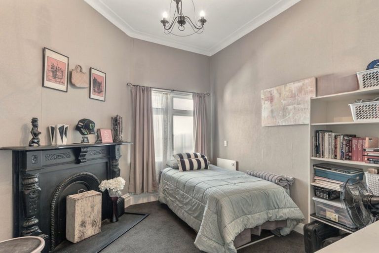 Photo of property in 39 Mako Mako Road, Levin, 5510