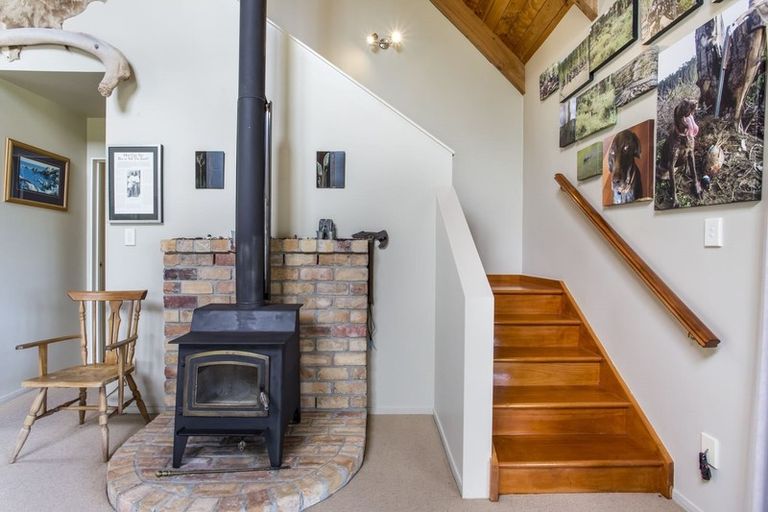 Photo of property in 708 Wilson Road, South Head, Helensville, 0874