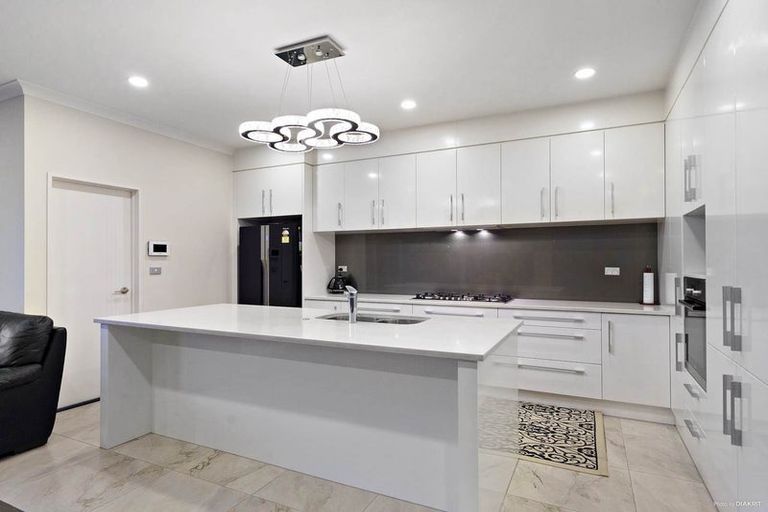 Photo of property in 10 Fong Road, Flat Bush, Auckland, 2019