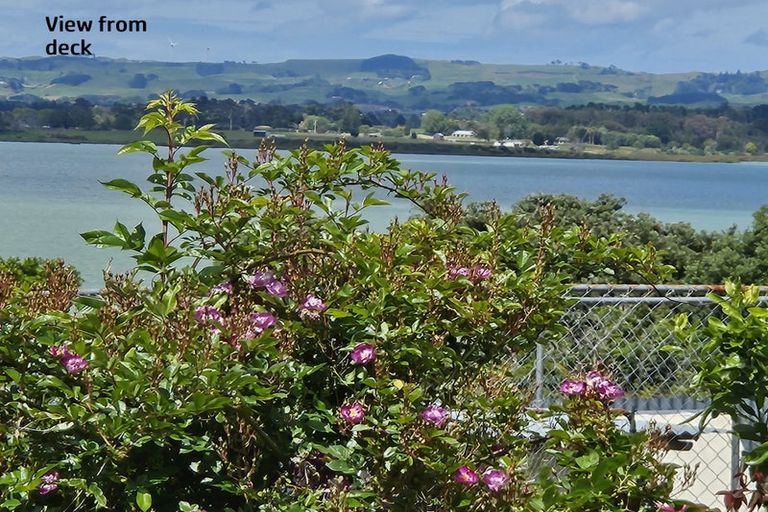 Photo of property in 78 Mclarin Road, Glenbrook, Waiuku, 2681