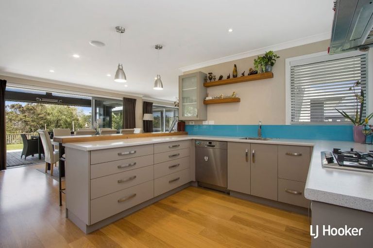 Photo of property in 17 Browns Drive, Waihi Beach, 3611