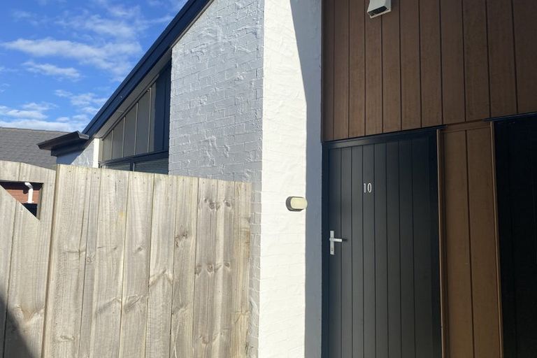 Photo of property in 10/89 Pragma Rise, Rototuna North, Hamilton, 3210