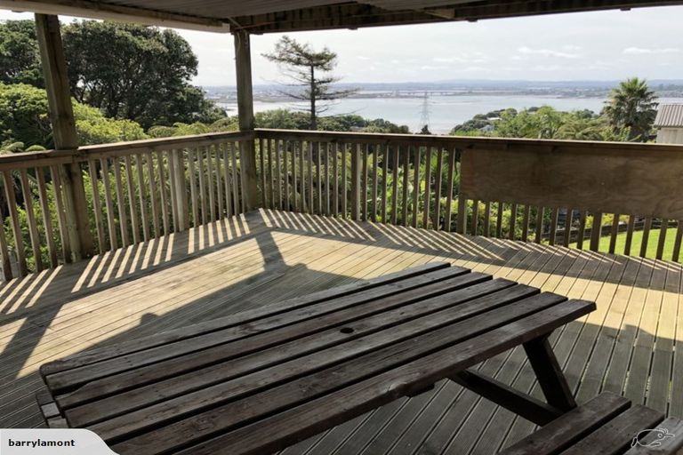 Photo of property in 2a Hoskins Avenue, Hillsborough, Auckland, 1042