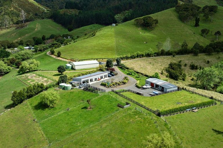 Photo of property in 71 Mangotahi Road, Thames, 3577