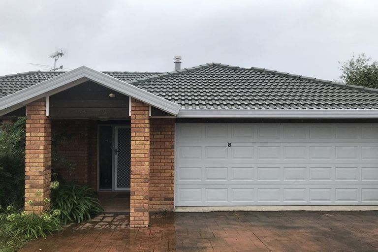 Photo of property in 8 Robina Court, Burswood, Auckland, 2013