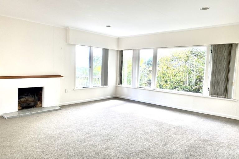 Photo of property in 77 Sunrise Avenue, Murrays Bay, Auckland, 0630
